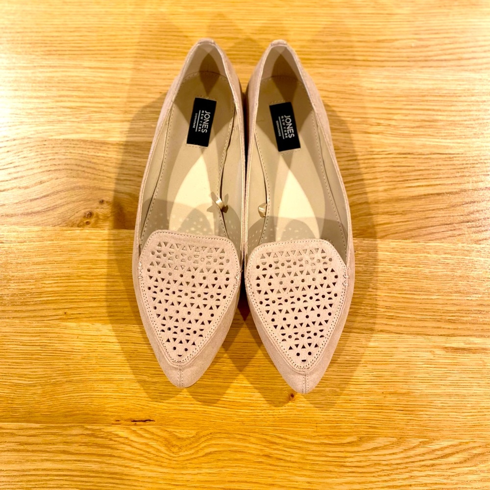 The perfect nude ballet flats!!